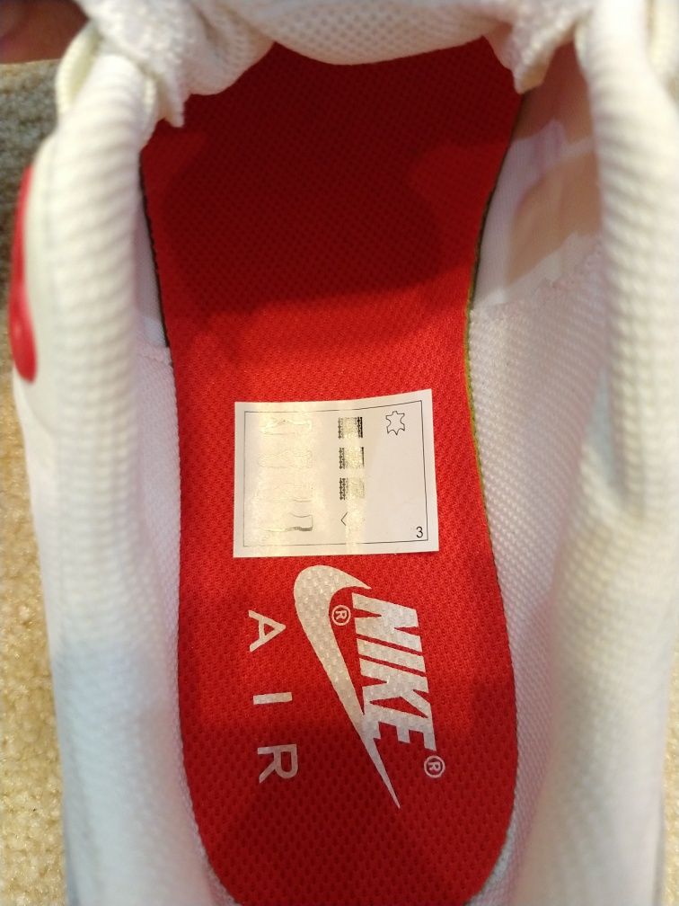 Buty Nike Air Max 1 Sail Challenge Red, rozmiar 40