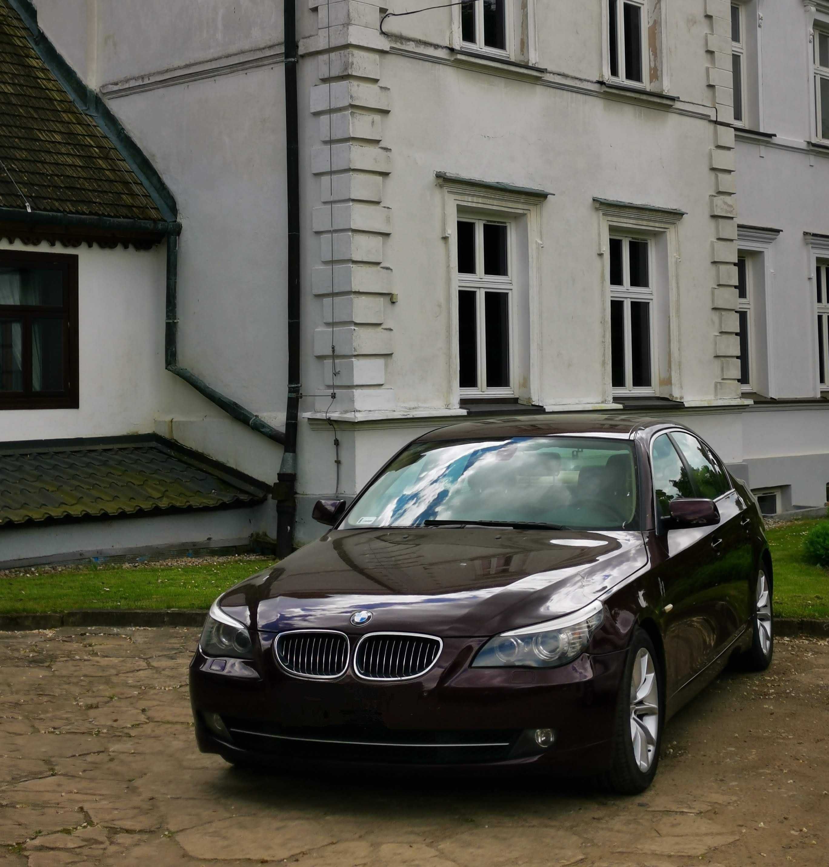 BMW E60 LCi  3.0