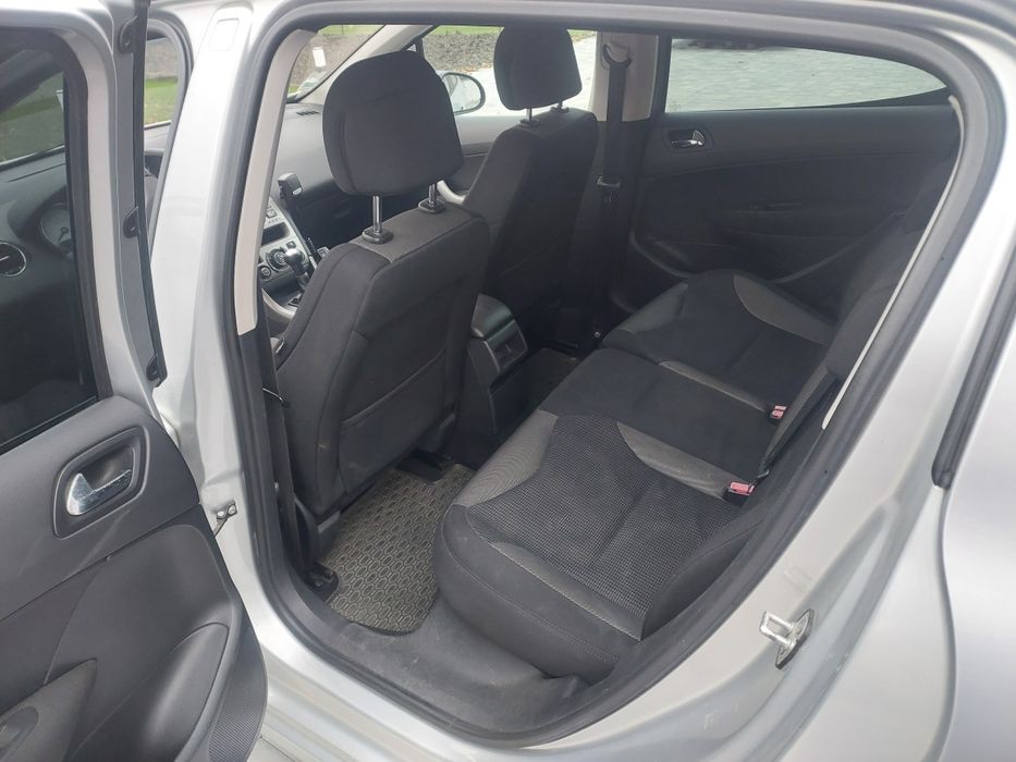 Peugeot 308 1.6 hdi 90 km