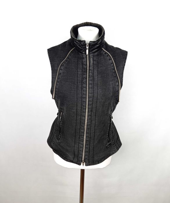 Czarny jeansowy bezrękawnik damski z skórzaną stójką Pikeur M/38