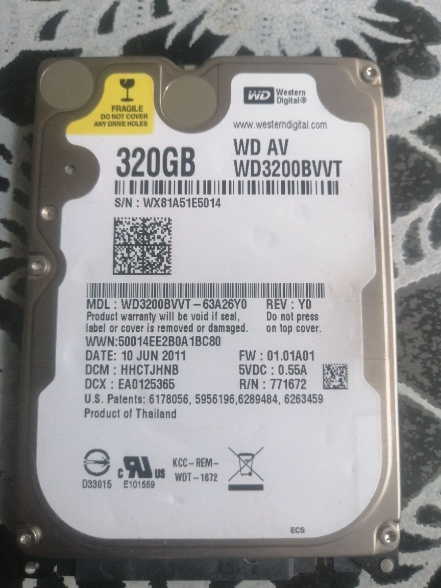 Продам жесткий диск на 320новый