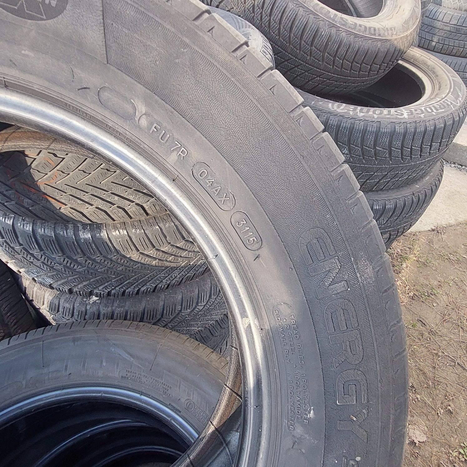 Продаються шини 205/60R 16 Michelin