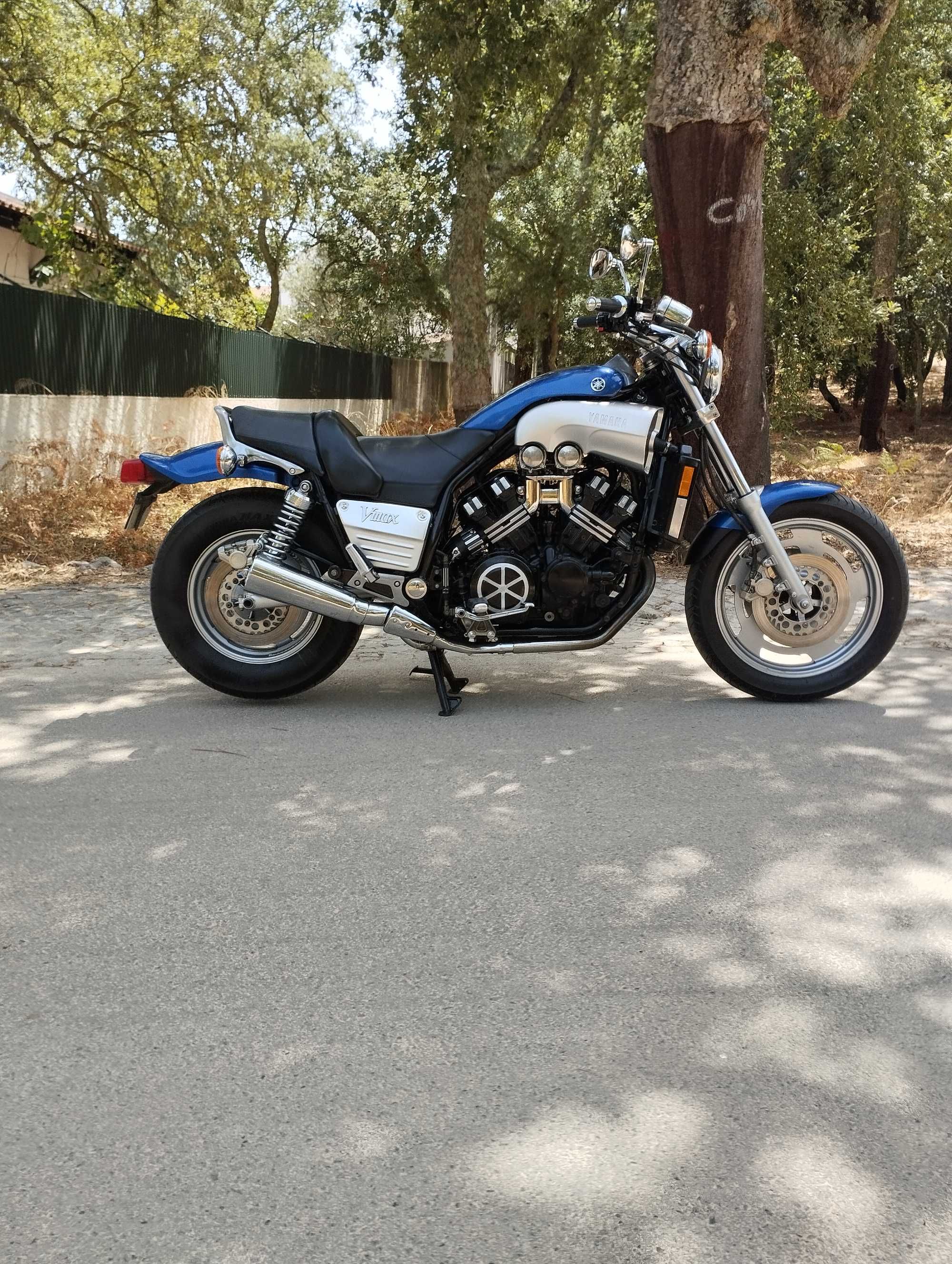 Yamaha Vmax 1200, Estimada.