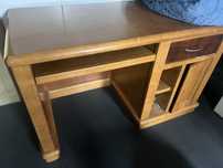 Secretaria de madeira