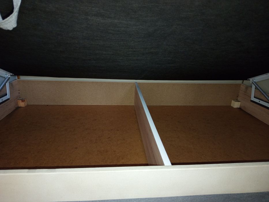 Łóżko młodzieżowe z pojemnikiem