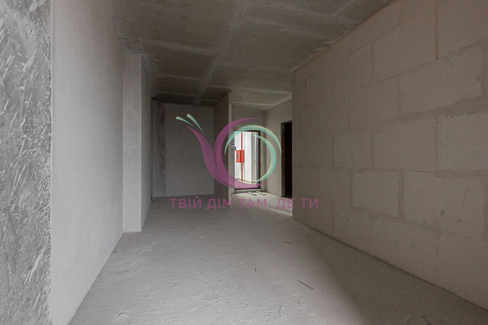 Продаж 1-кімнатної квартири в новобудові без ремонту, Франківський р-н