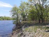 Продаж земельної ділянки з прямим виходом в Дніпро