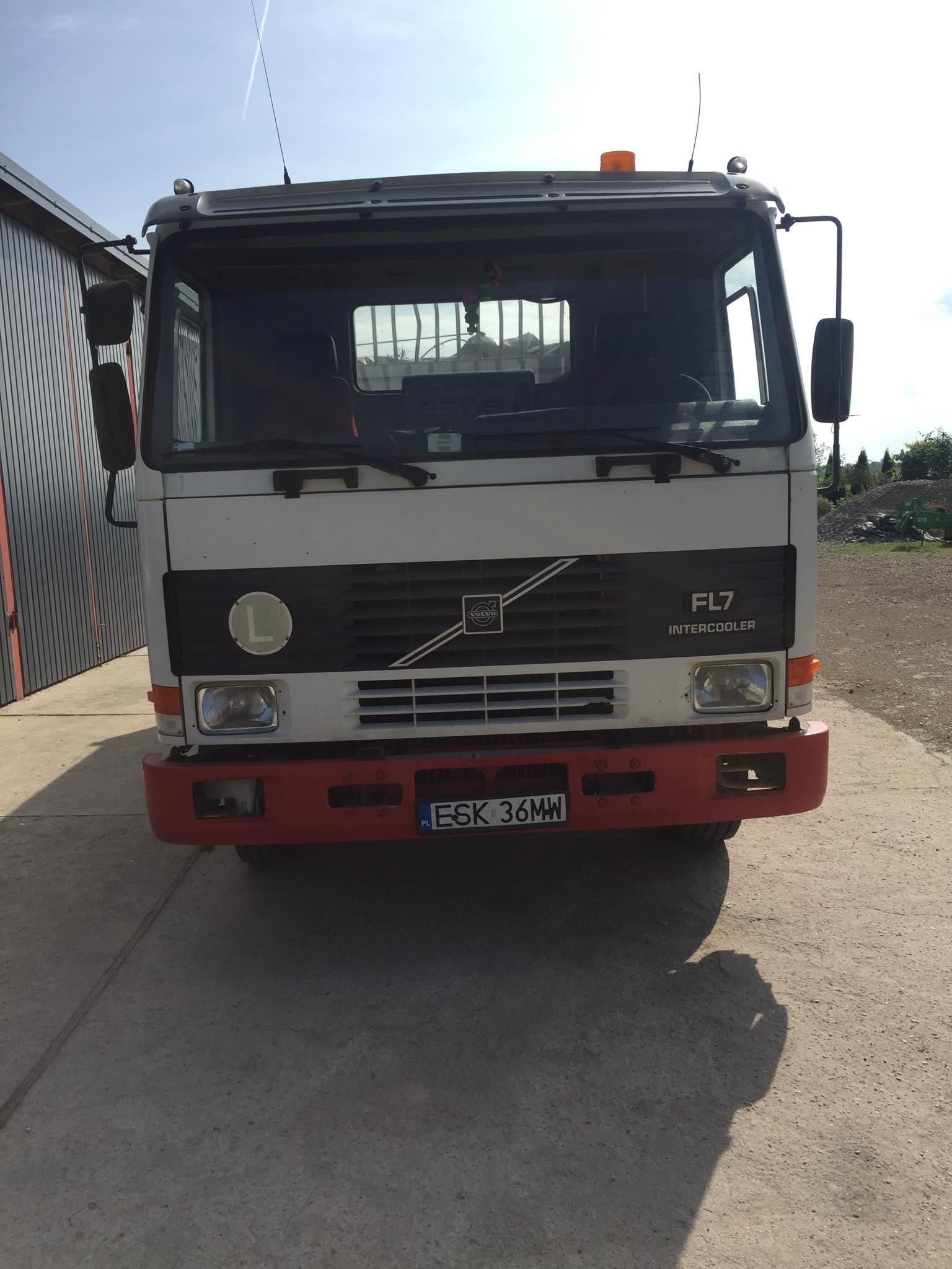 Wywrotka Volvo FL7