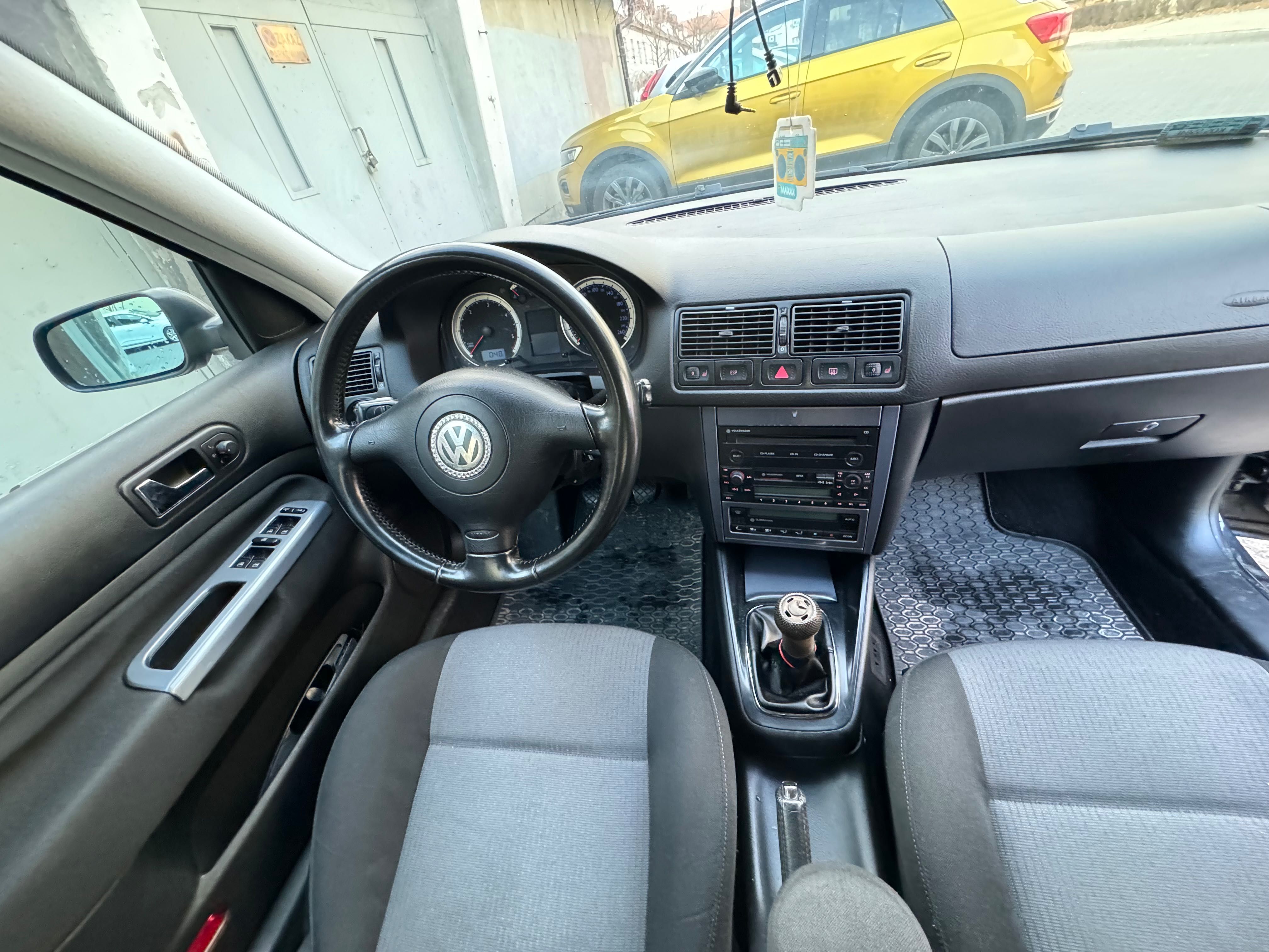 Volkswagen Golf IV