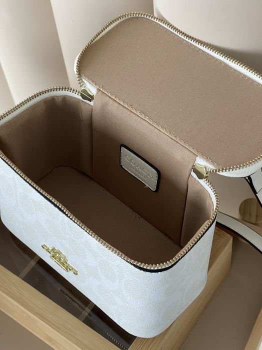 Сумка жіноча Coach Ava Crossbody Bag