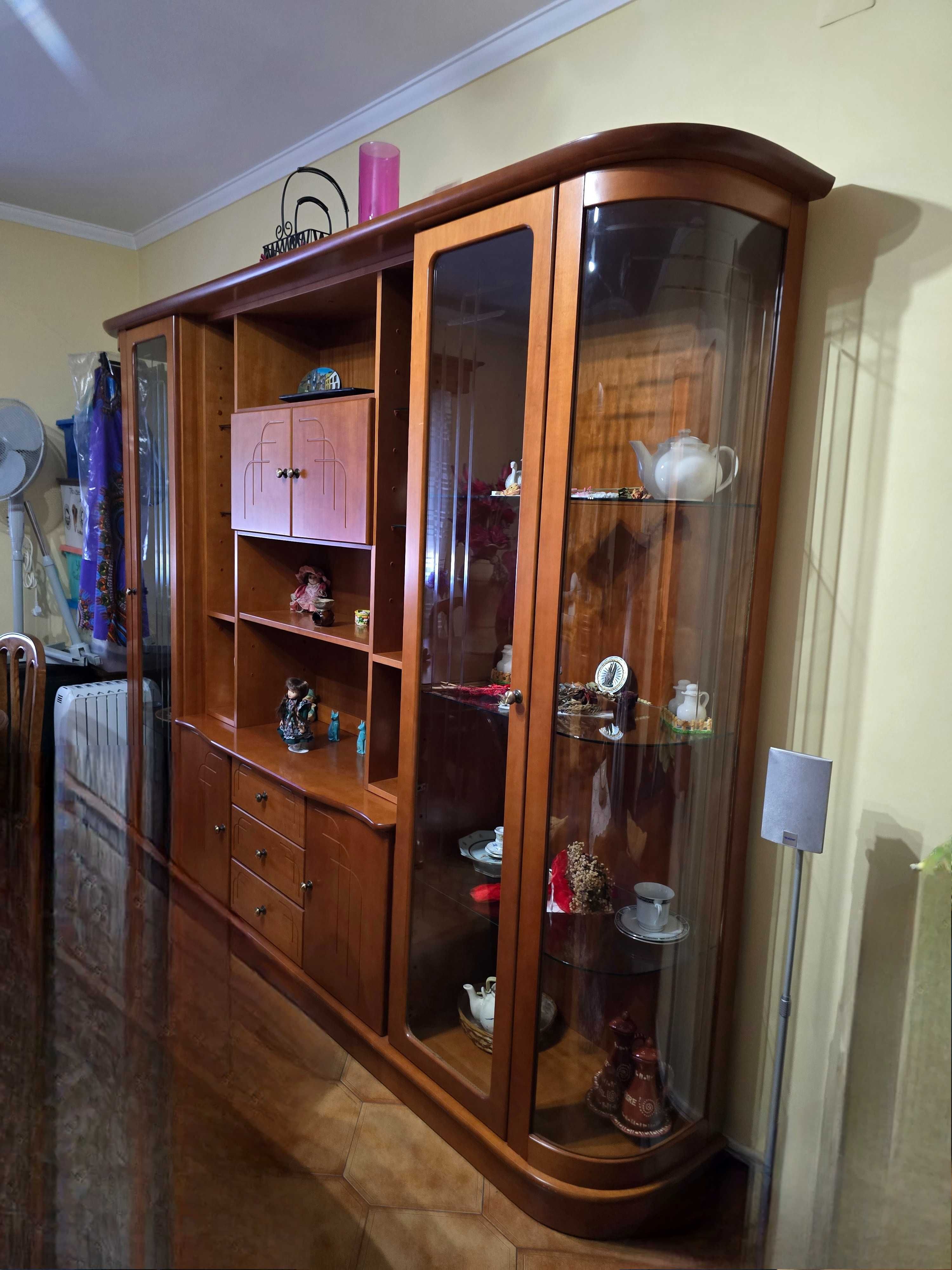 Recheio de casa estado exelento foi so montade