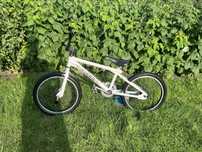 Rower BMX Hydro  idealny na podwórko lub skatepark