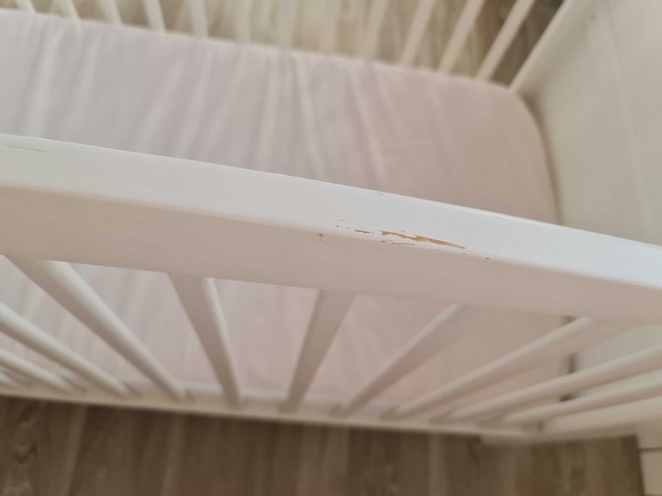 Drewniane lozeczko z gryzakiem Woodies 120×60+ materac, 2 wysokosci