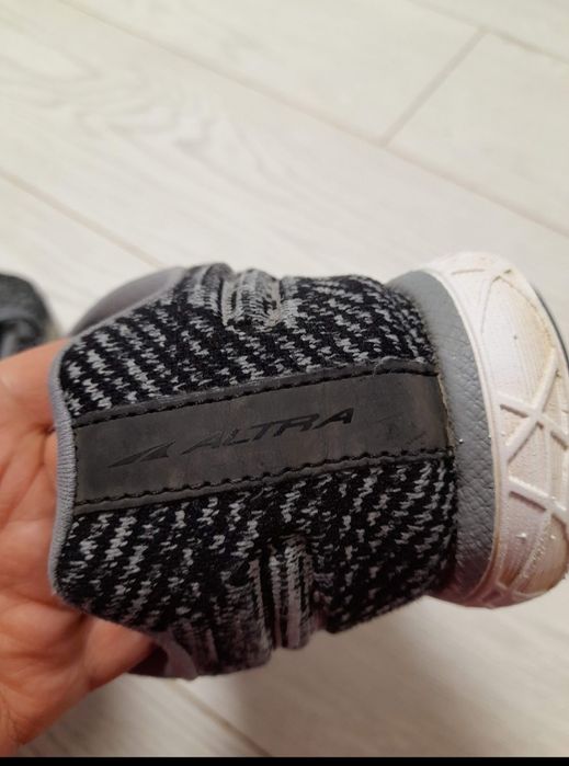 Кросівки жіночі сірі та сині адідас