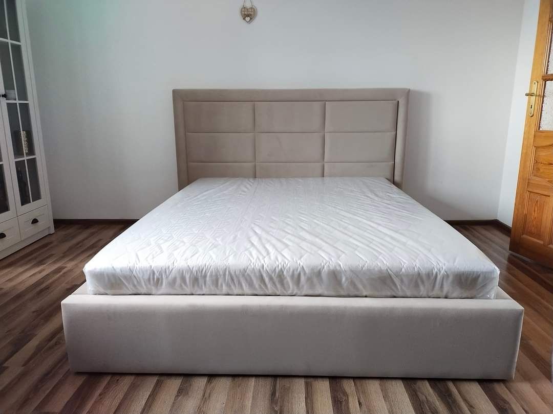 Łóżko tapicerowane 180 x 200 cm