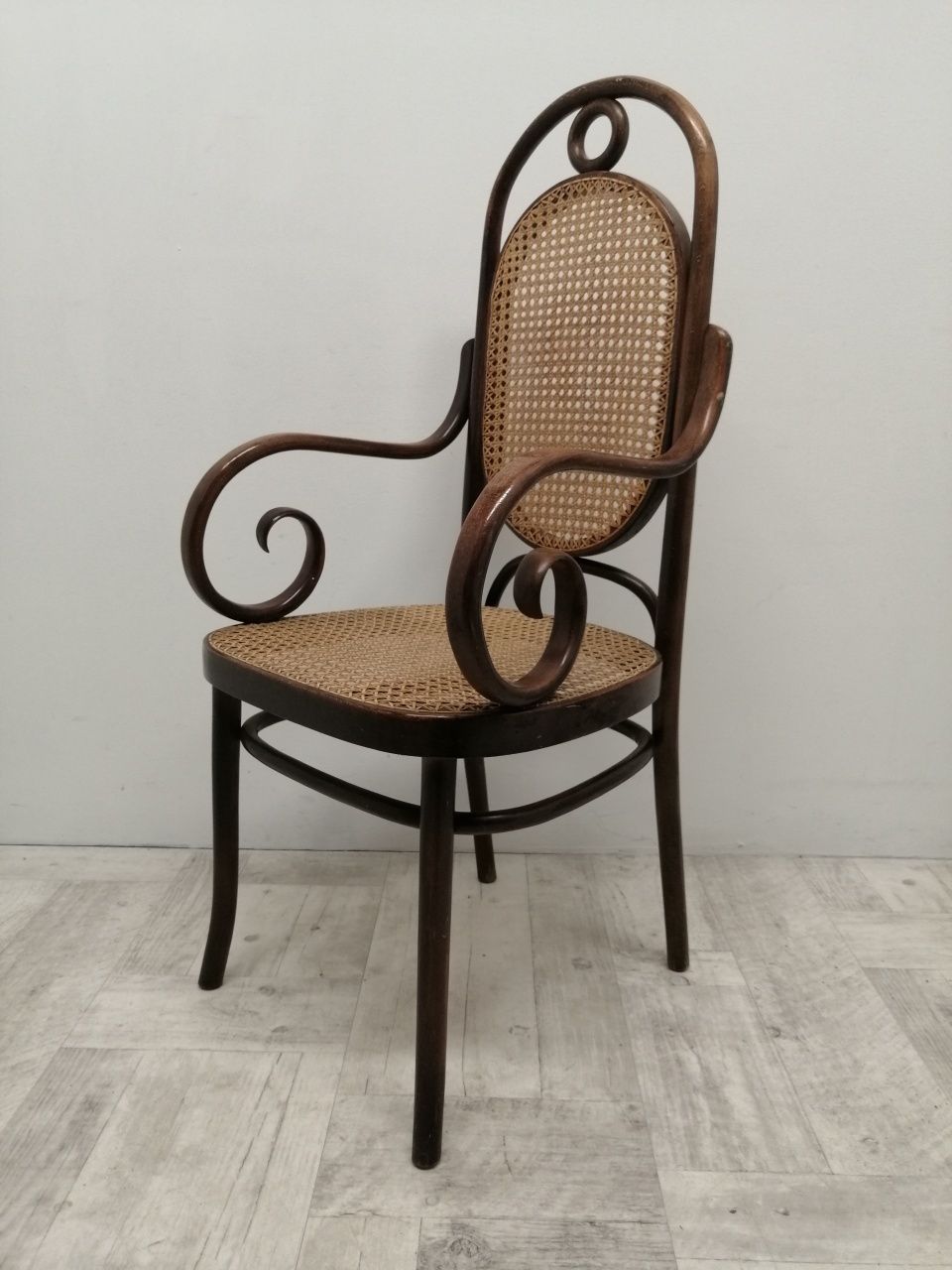 krzesła model Thonet buk gięty wyplatane rattan
