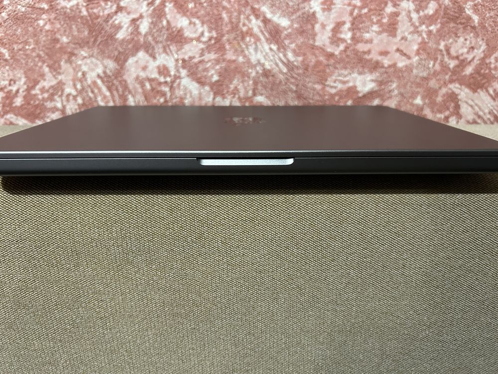 MacBook Pro 14 2021 на M1 pro 16/512 100% батарейка
