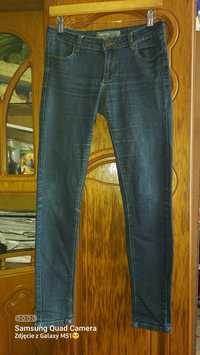 Spodnie jeansowe skinny Amisu 26/30.