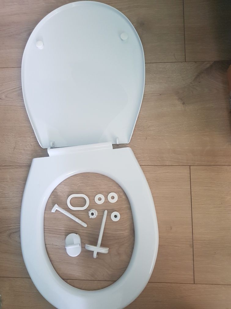 Plastikowa  deska sedesowa  WC