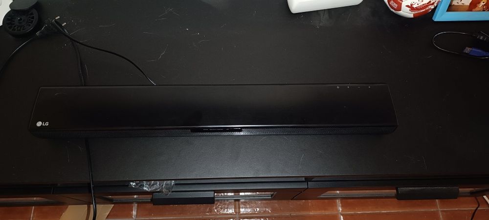 Sound bar LG com bluetooth