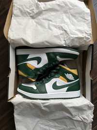 Nike Air Jordan 1 Mid Sonics