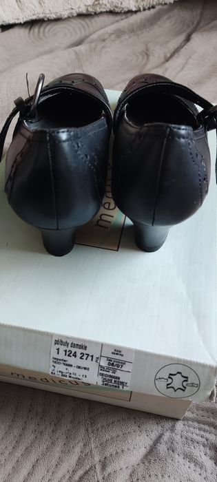 Pantofle damskie