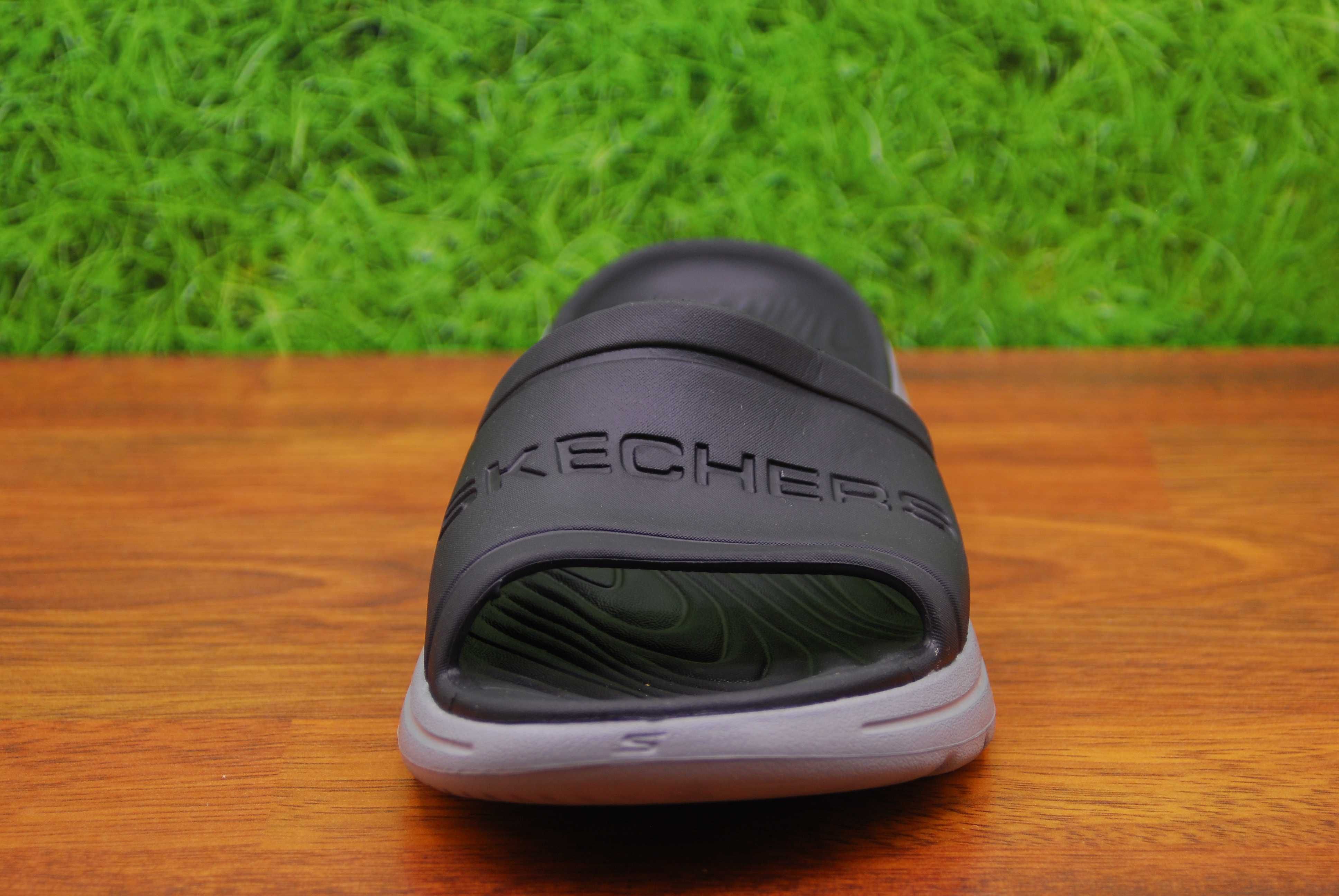 Шлепанцы, шлепки • Skechers Cali Gear Go Walk 5 • р.42.5