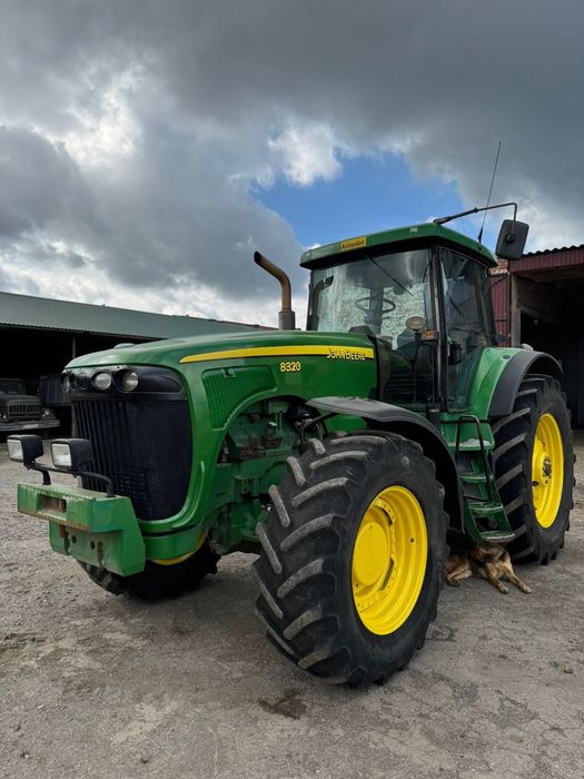 Джон Дір 8320 JOHN DEERE