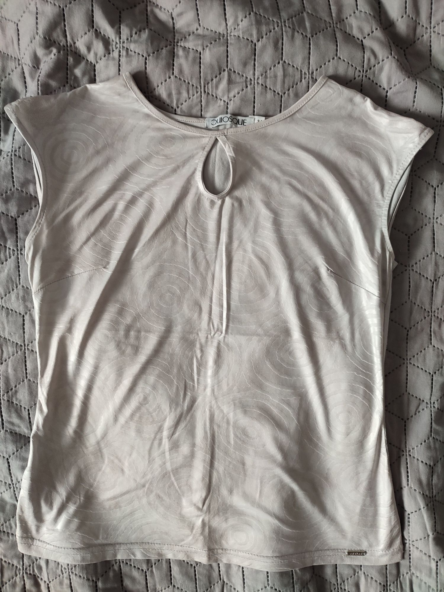 Elegancka bluzka damska Quiosque