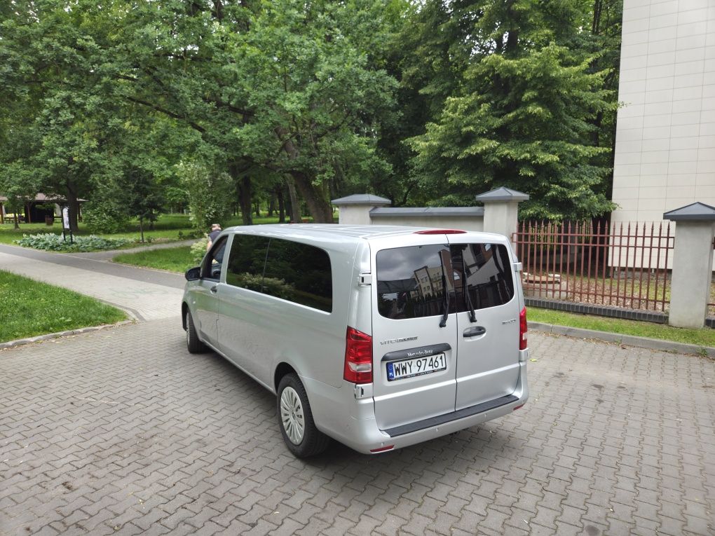 Wynajem Mercedes-Benz Vito W447 9-osobowy