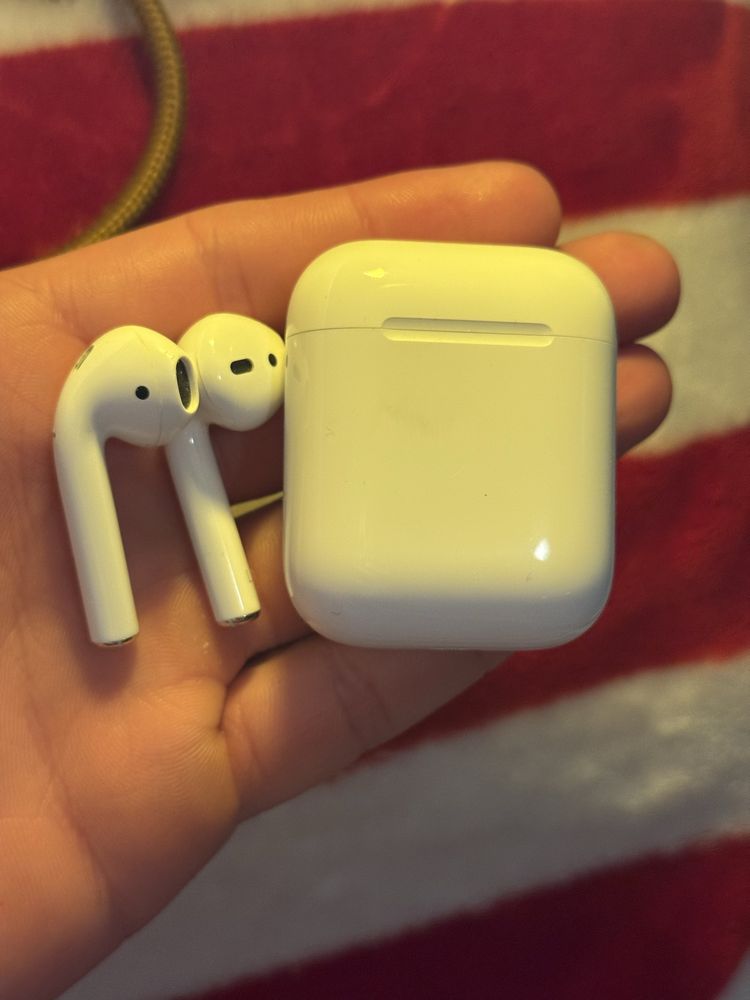 Airpods 2• geração