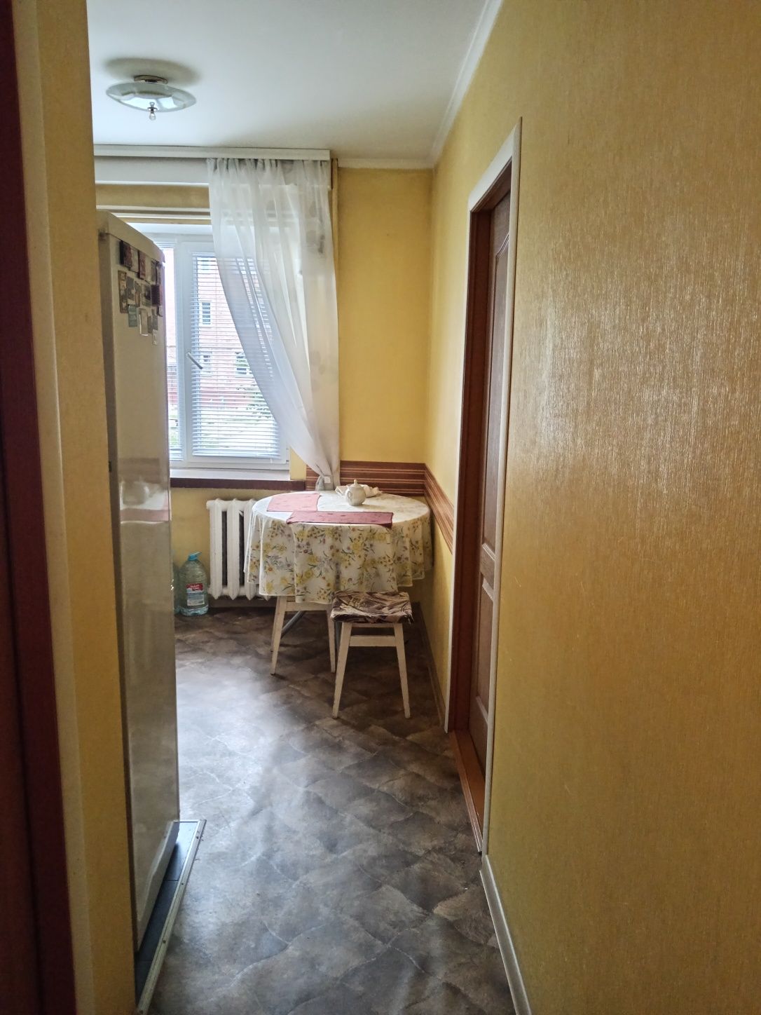 "2-кімнатна квартира в р-ні ЗОШ 12