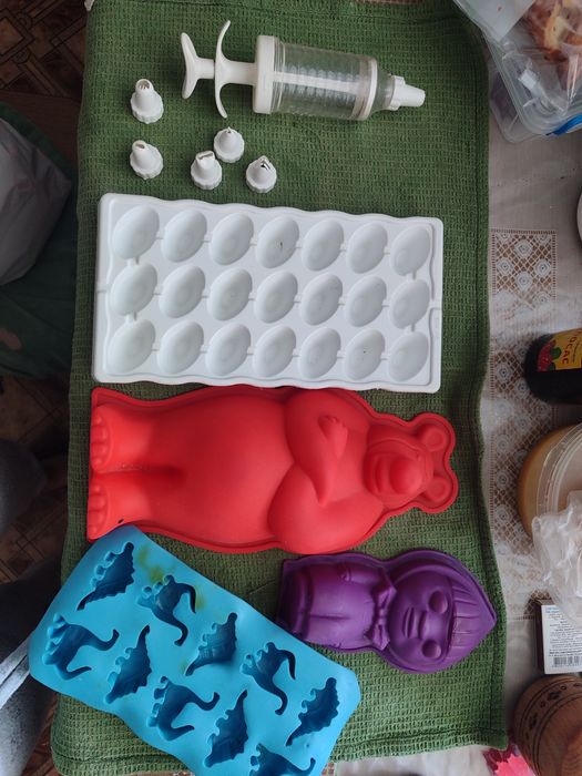 Силіконові форми та інше одним лотом