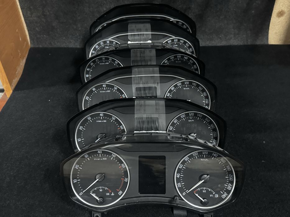 Панель приладів (щиток приборов) приборка Skoda Octavia A5 08-13р