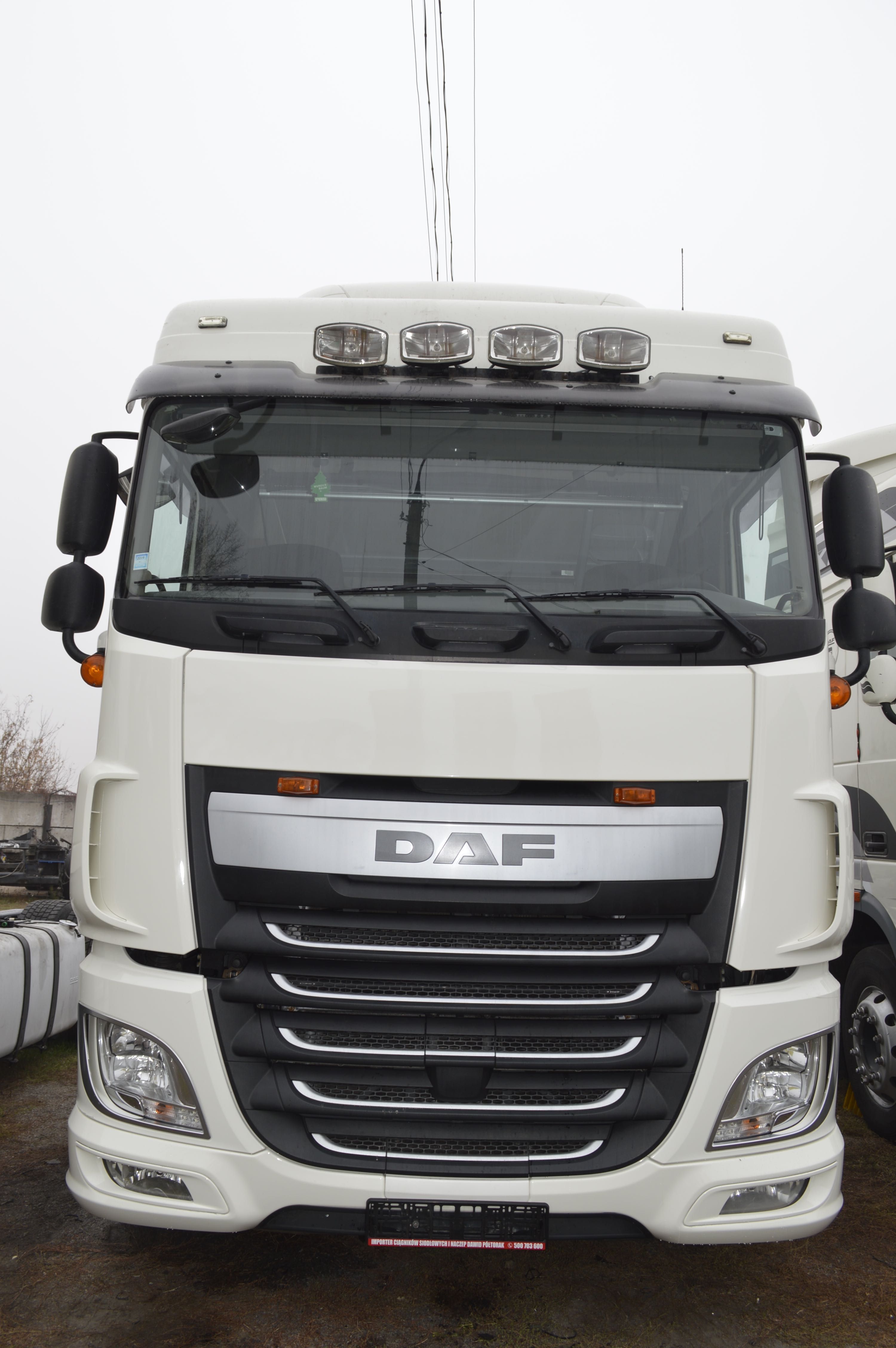 Бампер DAF XF 106 оригінальний,  даф ЦФ 85 ХОМЯК евро 6