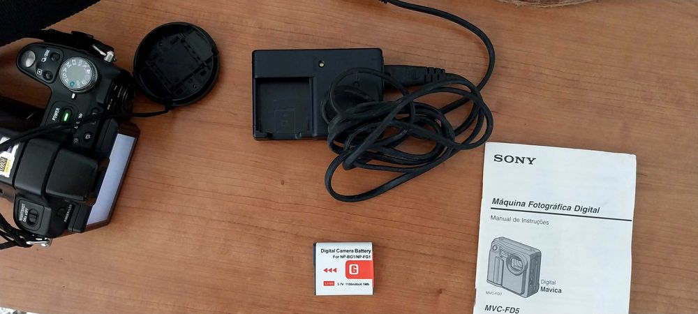 Maquina fotográfica e de filmar da marca sony