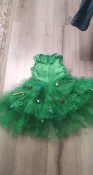 Костюм новорічної ялинки на 5-6 років