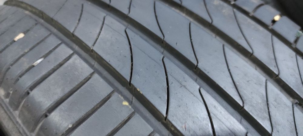 Pneus 235/55/18  Michelin semi novos