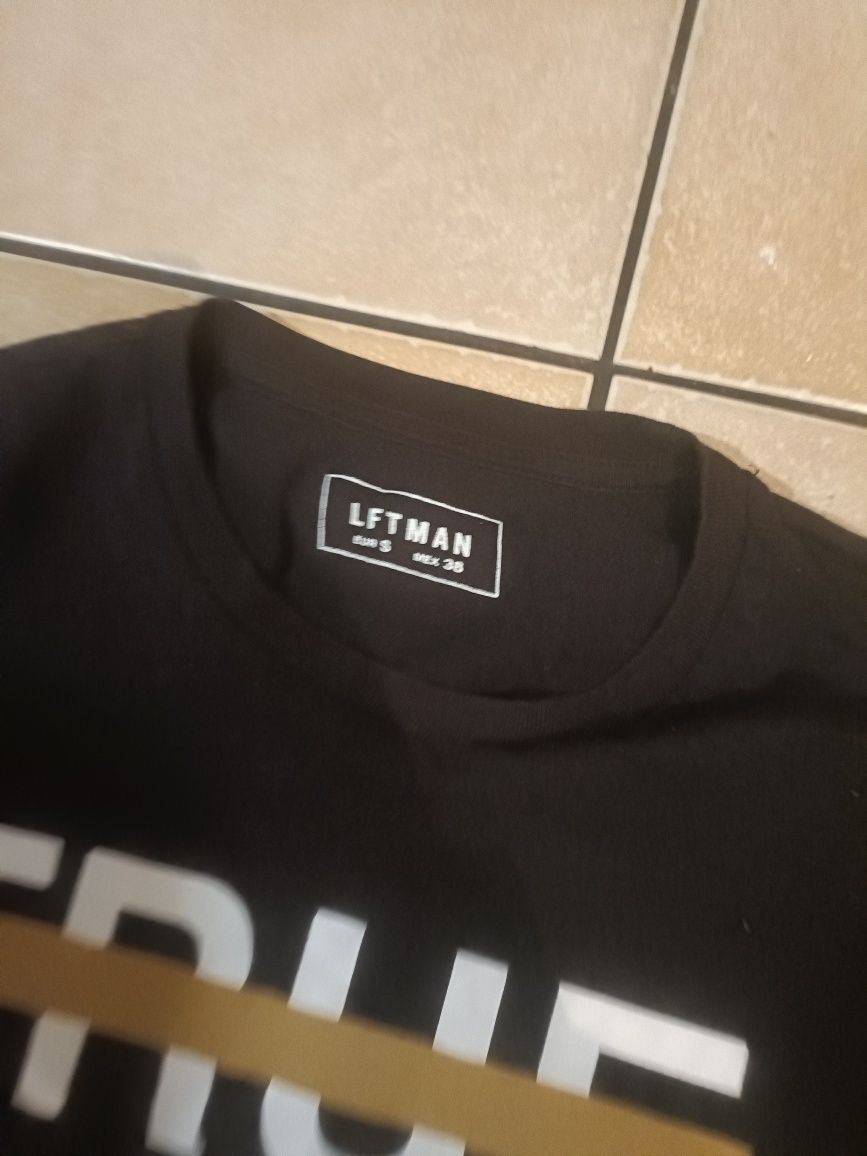 T-shirt Tiffosi cor preta tamanho M