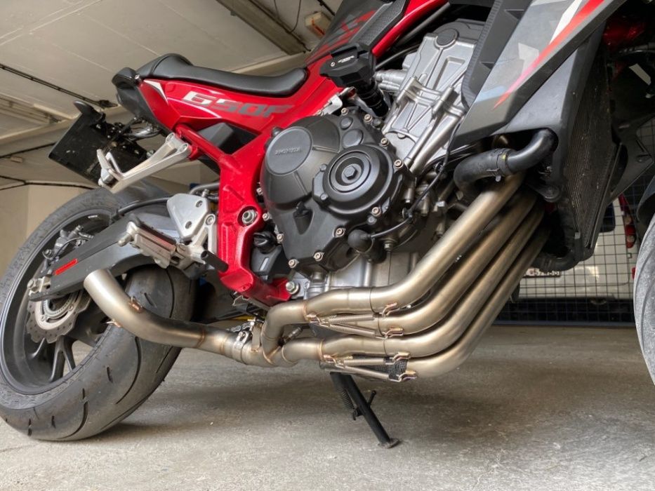 Wydech Tłumik Sportowy Honda CB650F CBR650F CBR650 CB650 Akrapovic SC