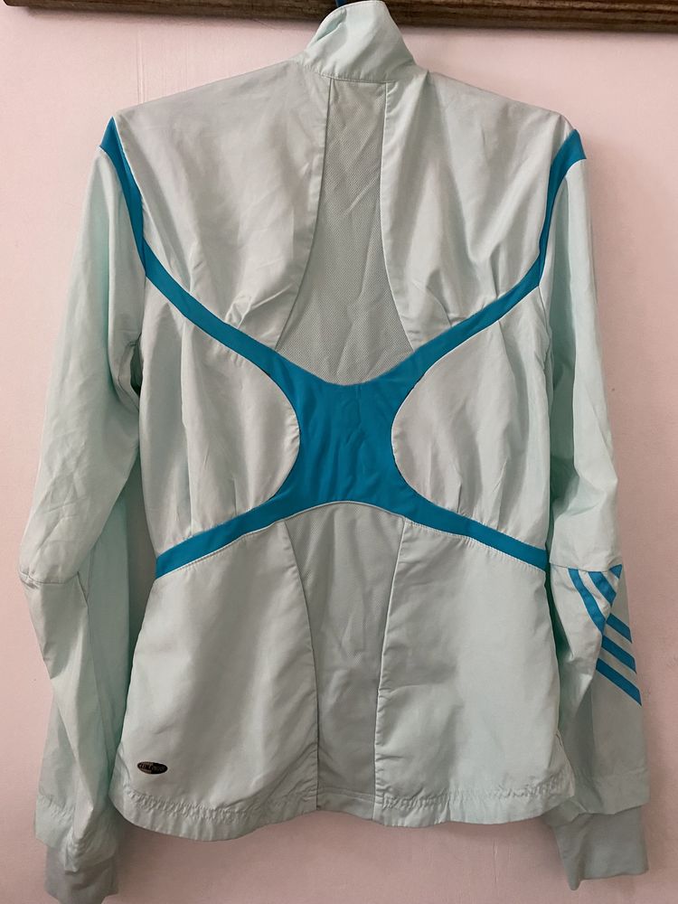 Куртка женская Adidas Clima Proof M,S голубая