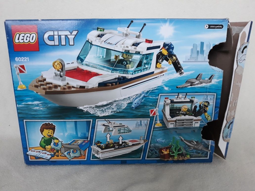 Lego City 60221 - Jacht