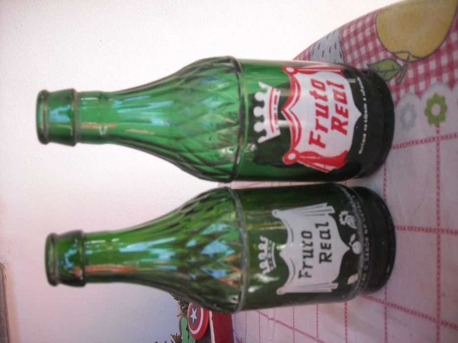 Garrafas muito antigas pirogravadas Fruto Real 250cm3