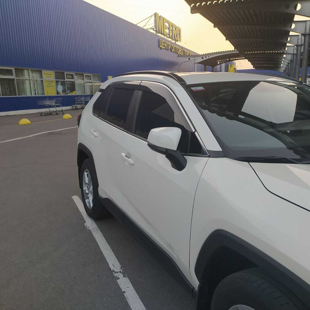 Дефлекторы на окна Ветровики Toyota RAV4 Camry 40 50 55 70 Рав4 с ХРОМ