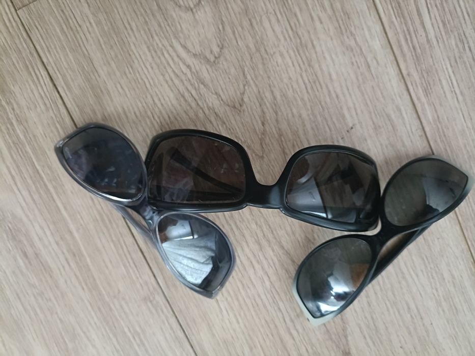 3 óculos de sol arnette