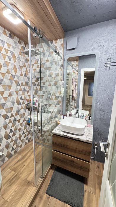 Продаж 3-кімнатної квартири