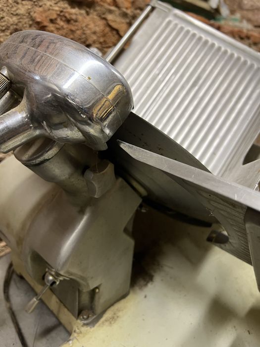 Profesjonalna kralanica do wedlin i serow firmy Lan Elec