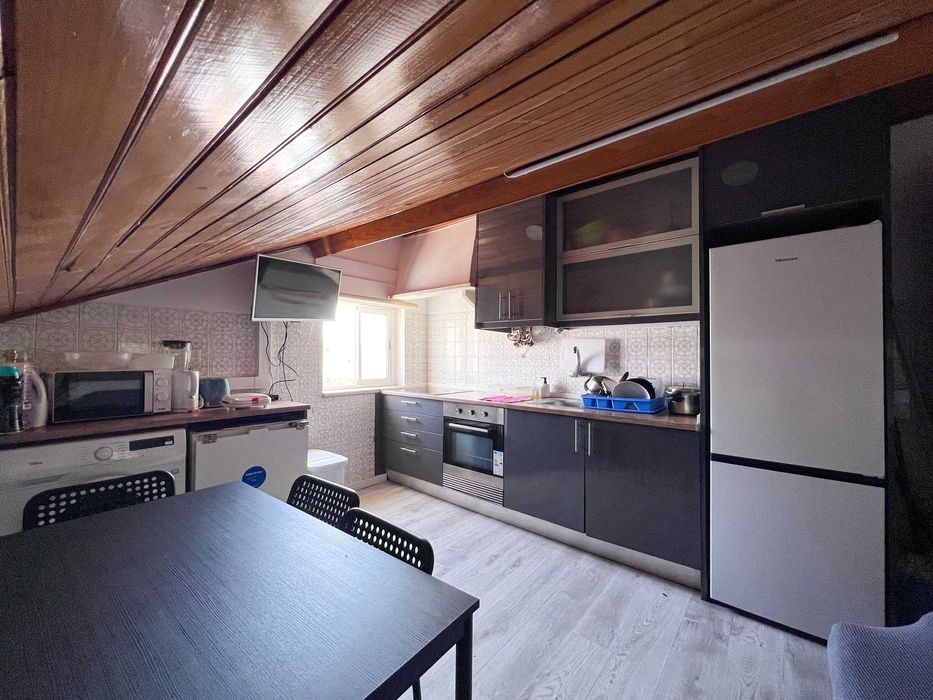 Quarto Suite Casal Corroios