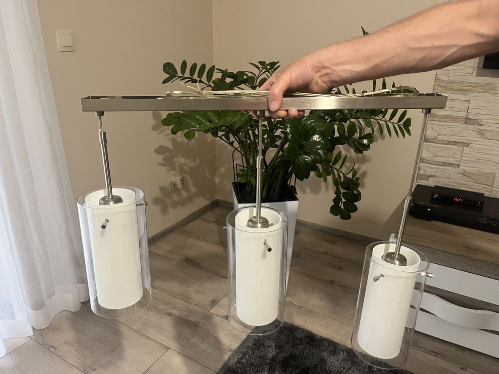 Lampa przysufitowa do salonu