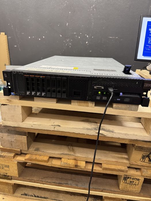 Servidor - IBM System x3650 M2